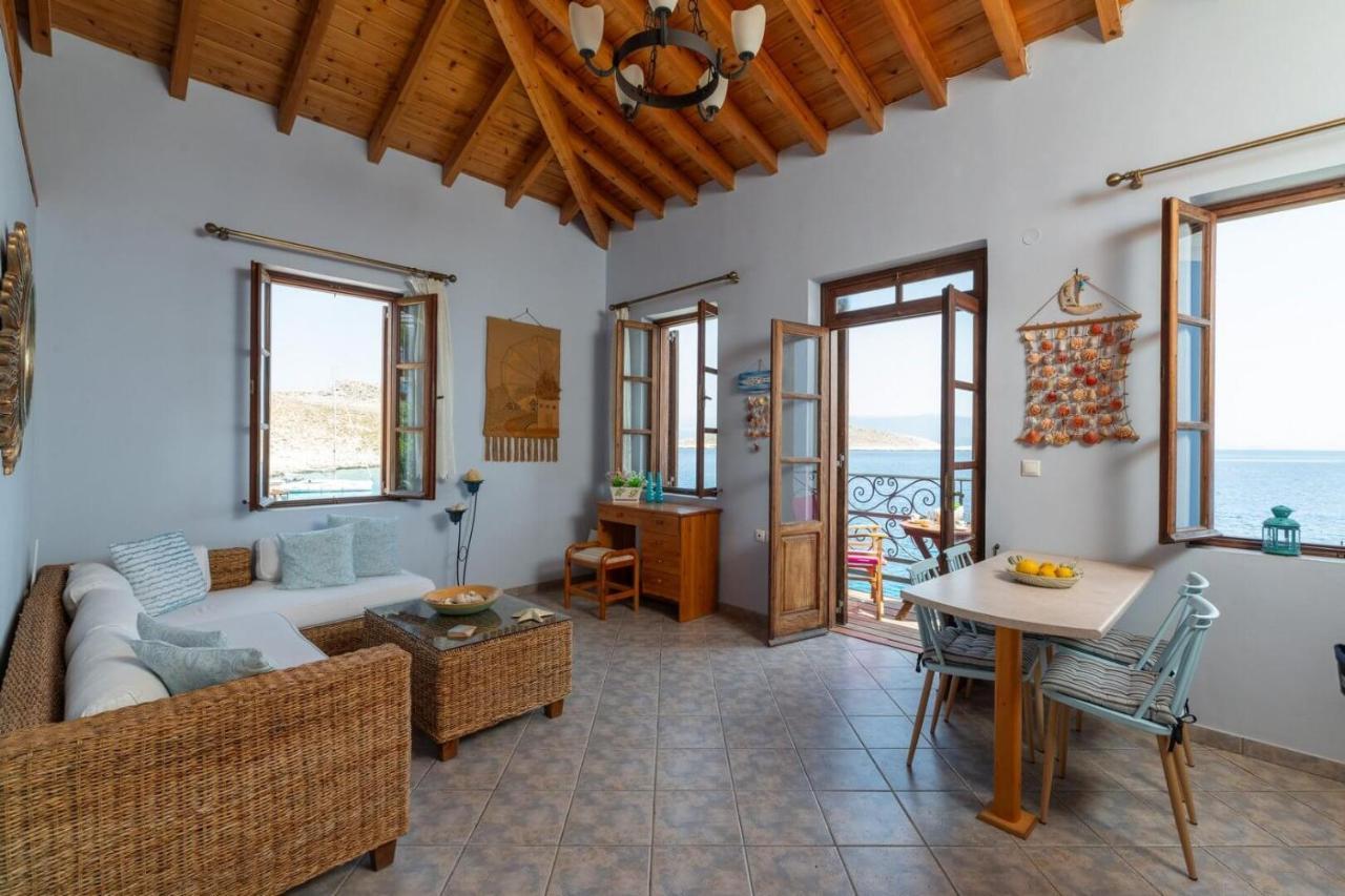 Villa Leleka Chalki Town Esterno foto